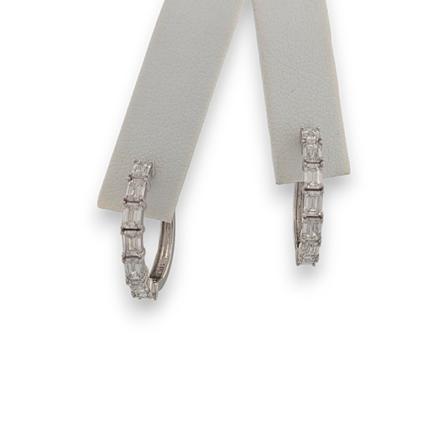 June | 14K White Gold | Lab Diamond | Earrings