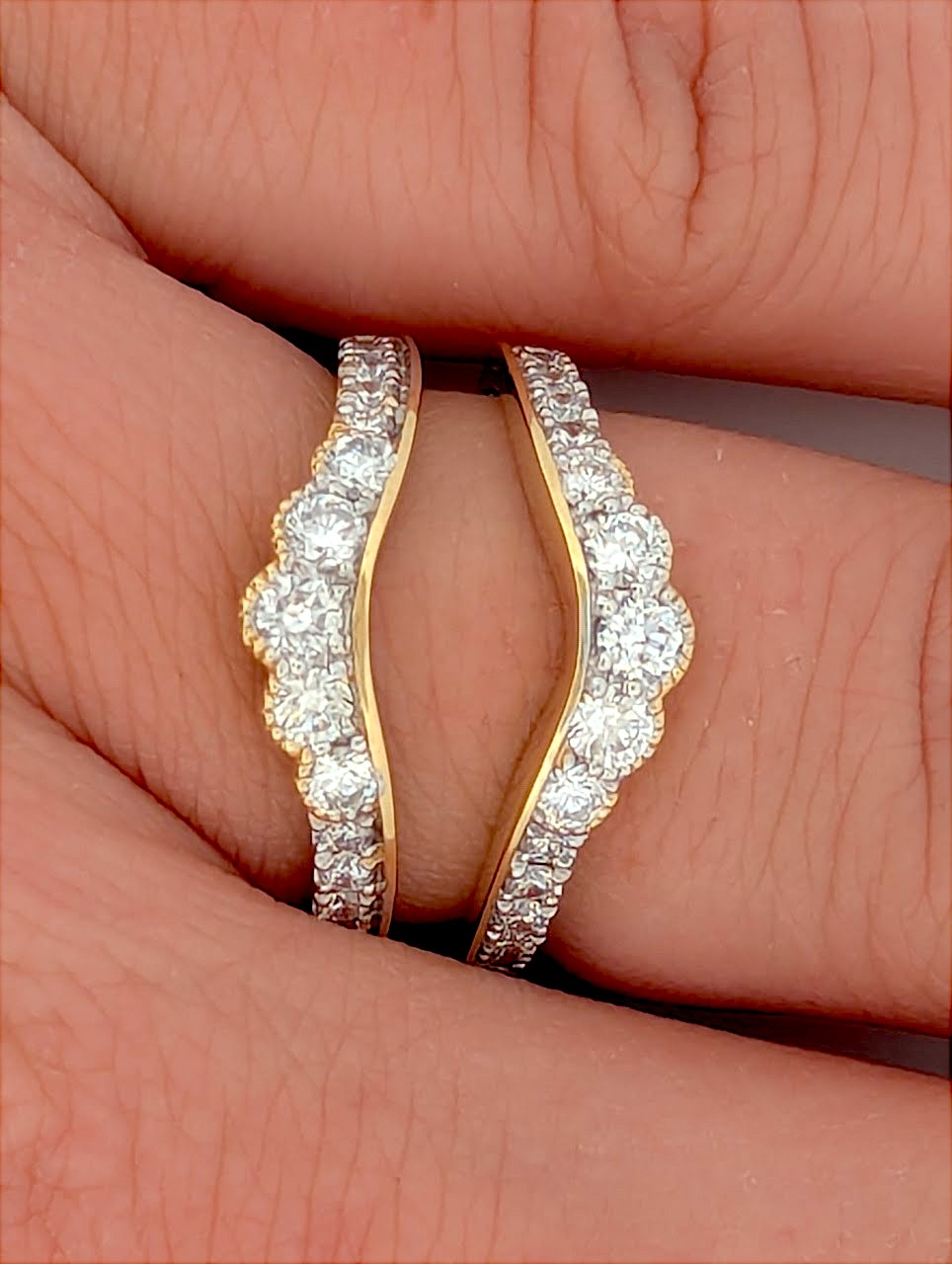 Britta | 14k Yellow Gold | Natural Diamond | Ring