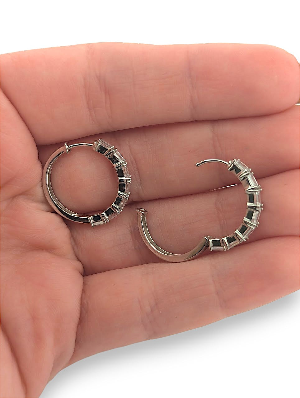 June | 14K White Gold | Lab Diamond | Earrings