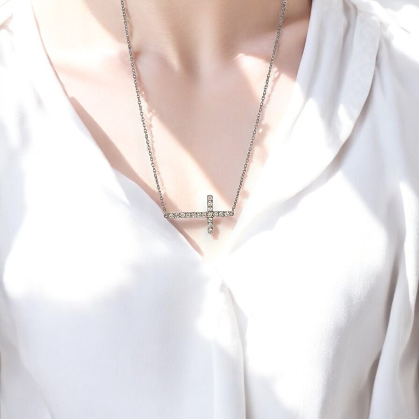 Faeryn | 10k White Gold | Natural Diamond | Cross