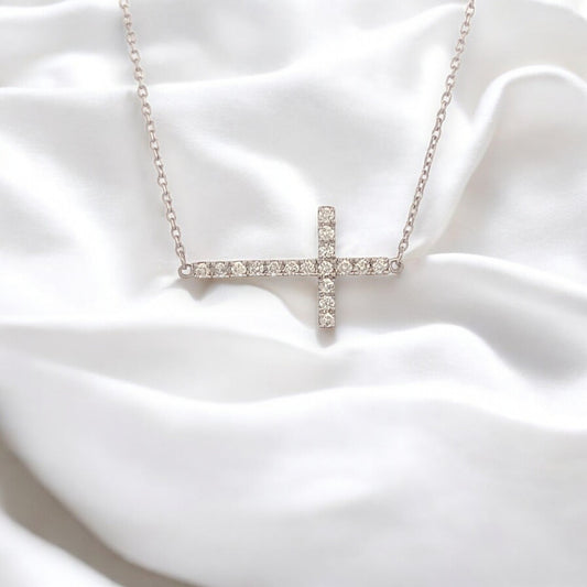 Faeryn | 10k White Gold | Natural Diamond | Cross