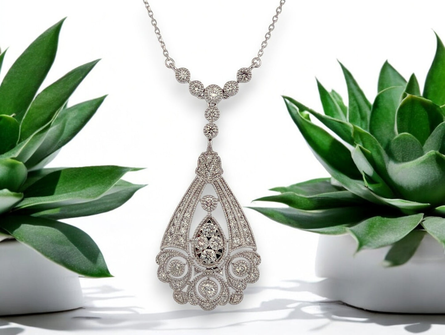 Fiora | 10k White Gold | Natural Diamond | Necklace