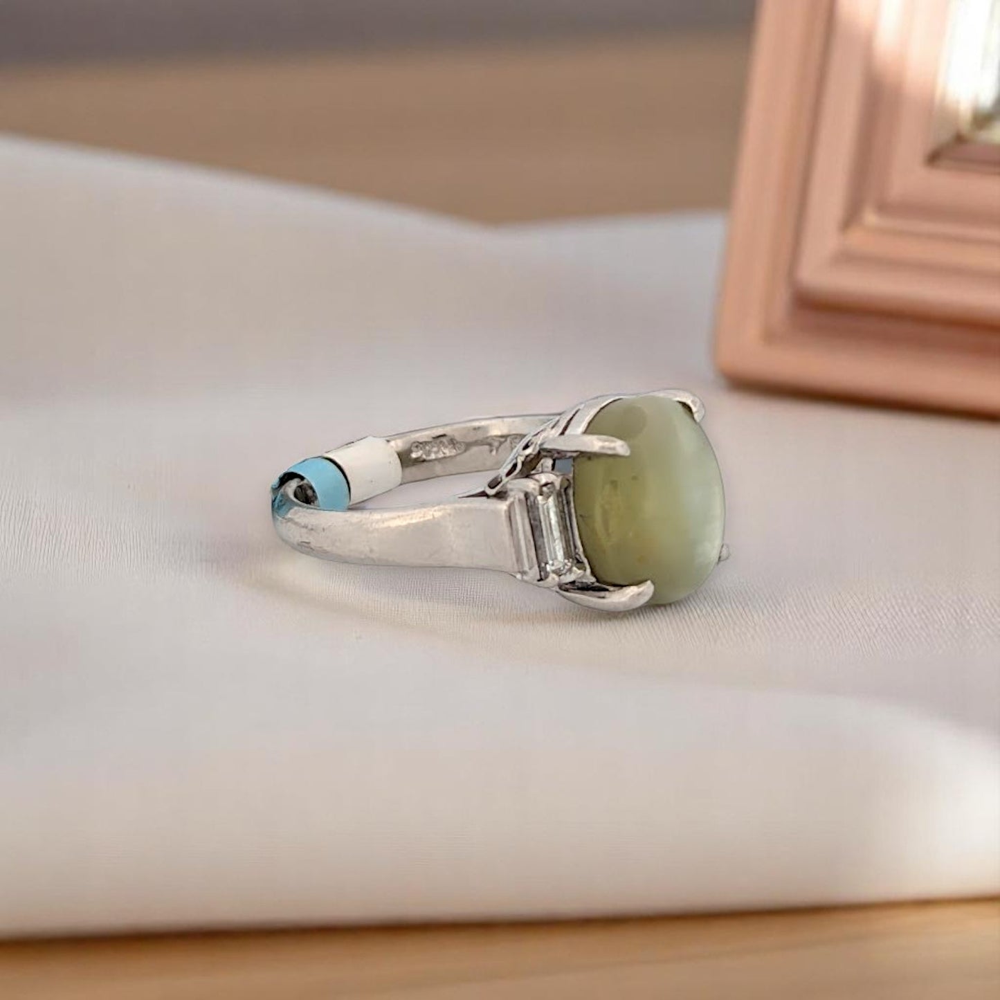 Calla | Platinum | Chrysoberyl and Natural Diamond | Ring