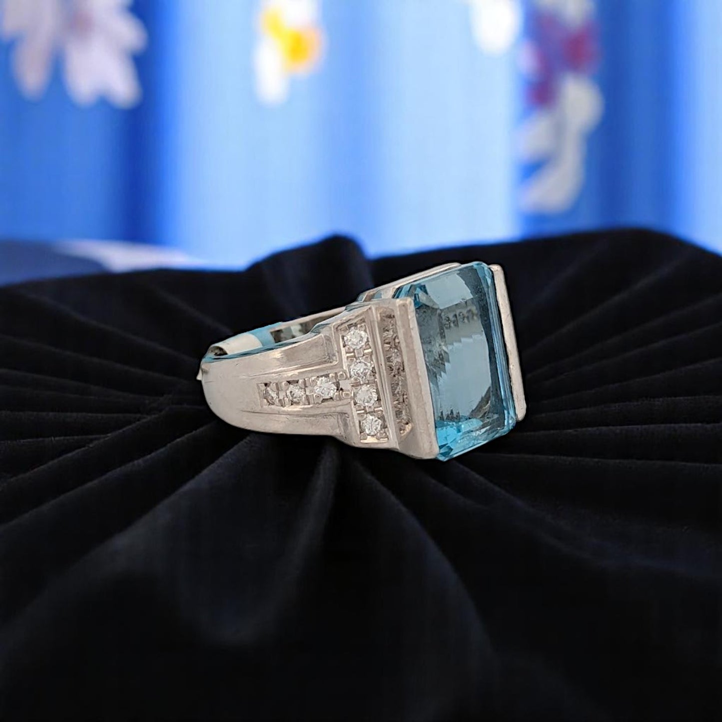 Abigail | Platinum | Aquamarine and Natural Diamond | Ring