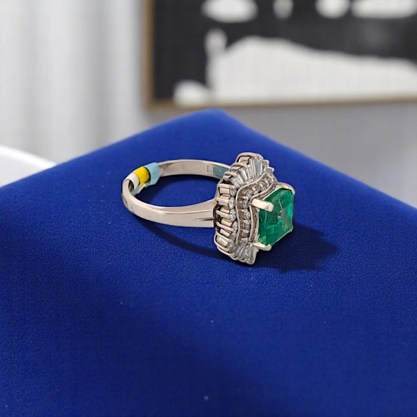 Thekla | Platinum | Emerald and Natural Diamond | Ring