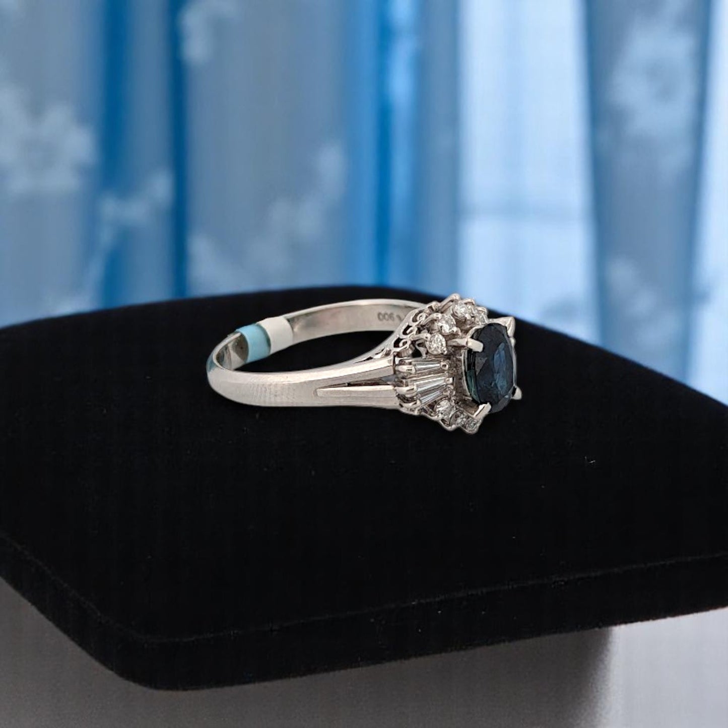 Vesper | Platinum | Sapphire and Natural Diamond | Ring