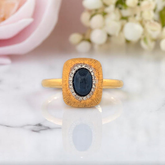 Olympia | 18K Yellow Gold | Sapphire and Natural Diamond | Ring