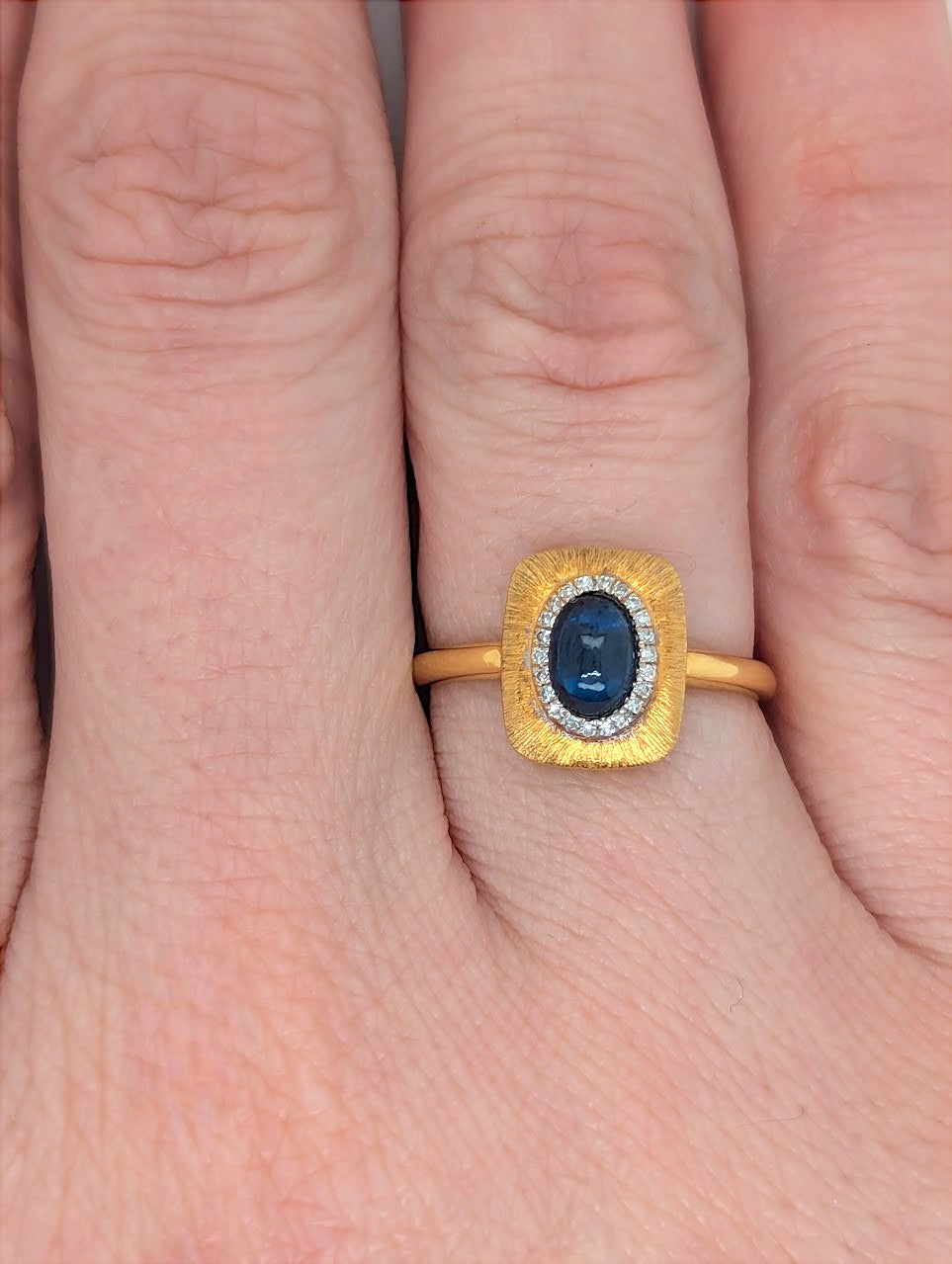Olympia | 18K Yellow Gold | Sapphire and Natural Diamond | Ring