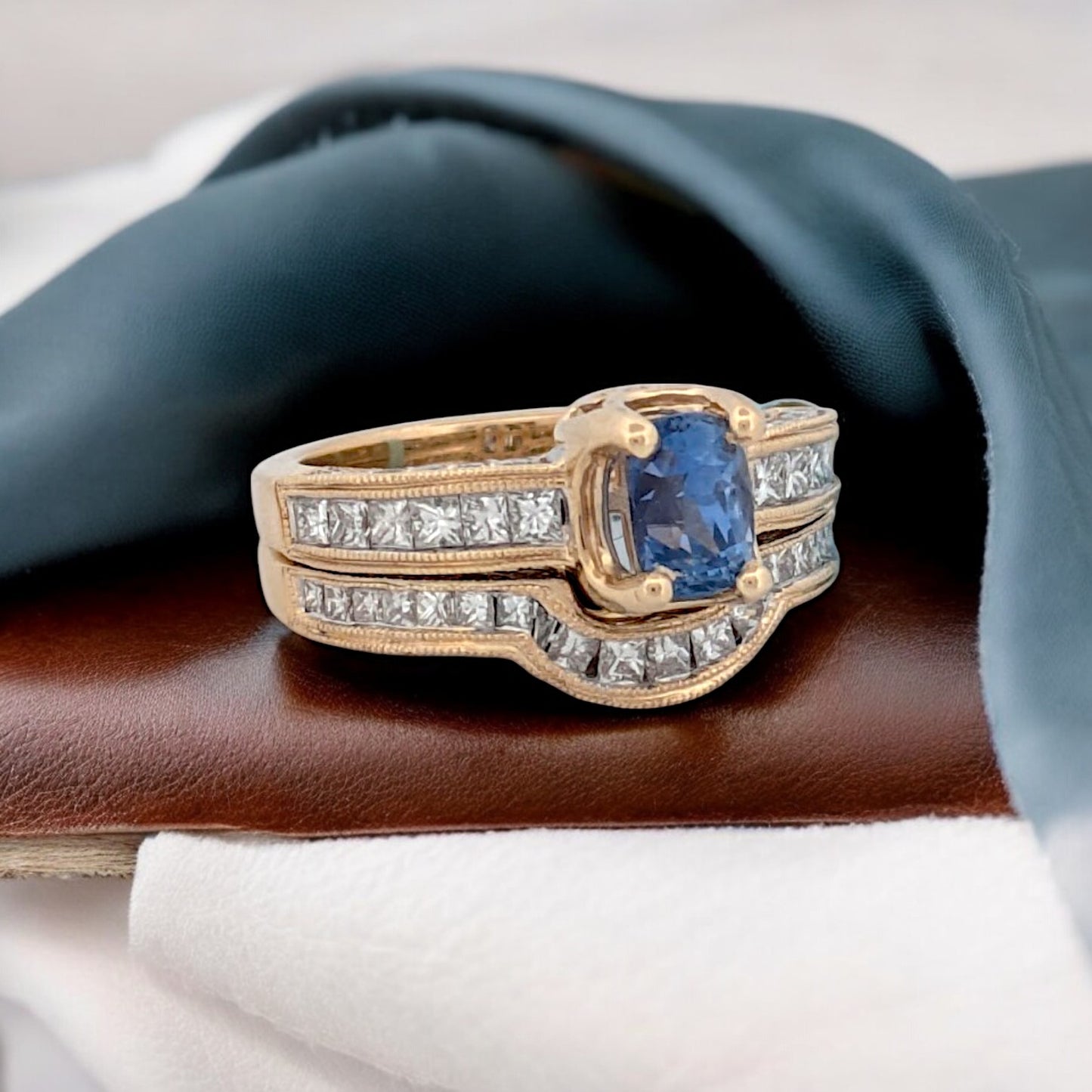 Marisol | 14K Yellow Gold | Tanzanite Center and Natural Diamond | Ring