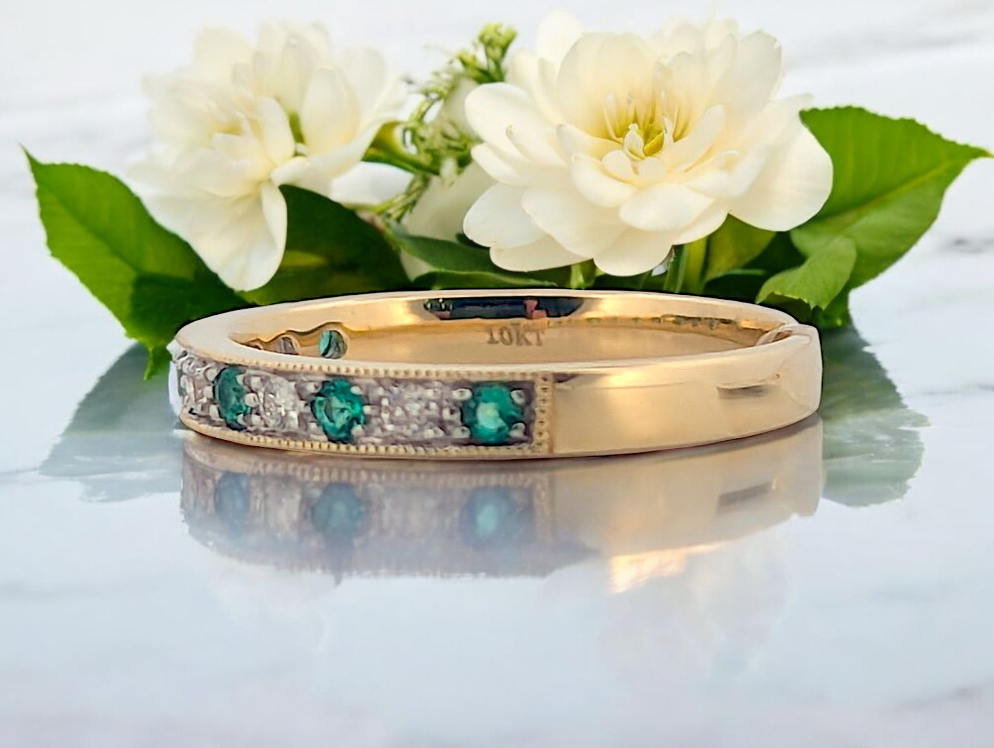 Wren | 10K Yellow Gold | Emerald and Natural Diamond | Ring