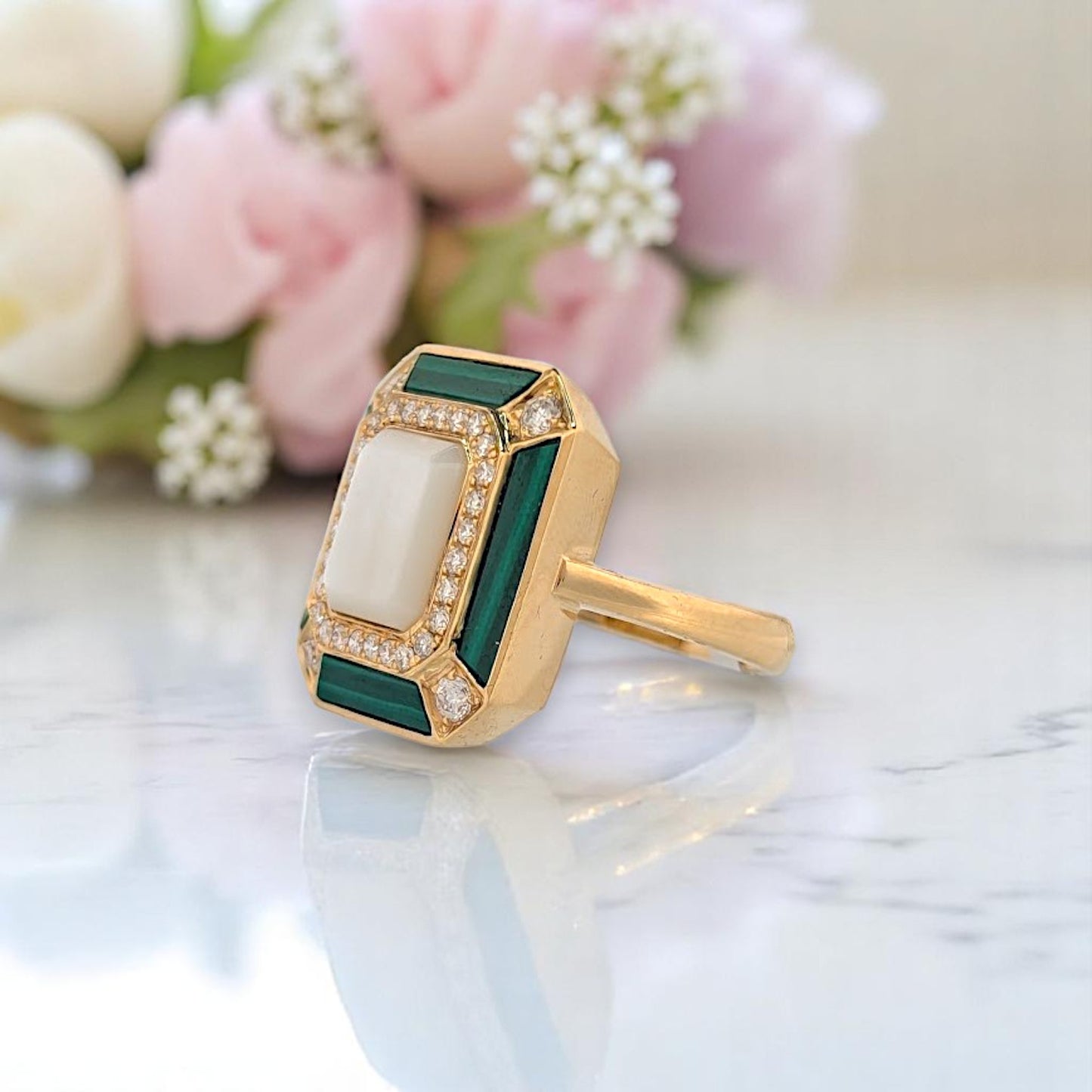 Zephyrine | 18K Yellow Gold | Mother of Pearl, Malachite and Natural Diamond | Ring