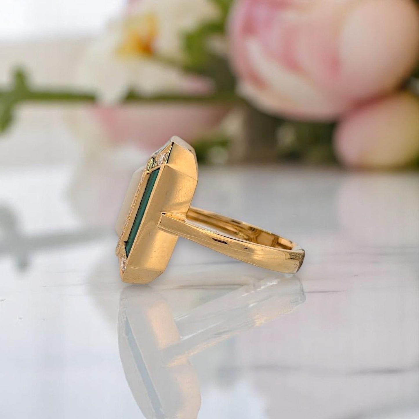 Zephyrine | 18K Yellow Gold | Mother of Pearl, Malachite and Natural Diamond | Ring