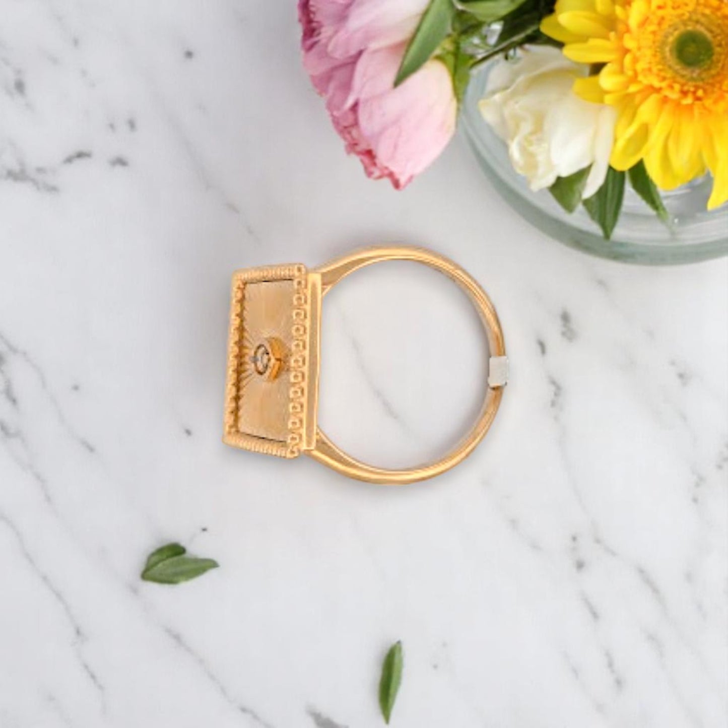 Dahlia | 18k Yellow Gold | Natural Diamond | Ring