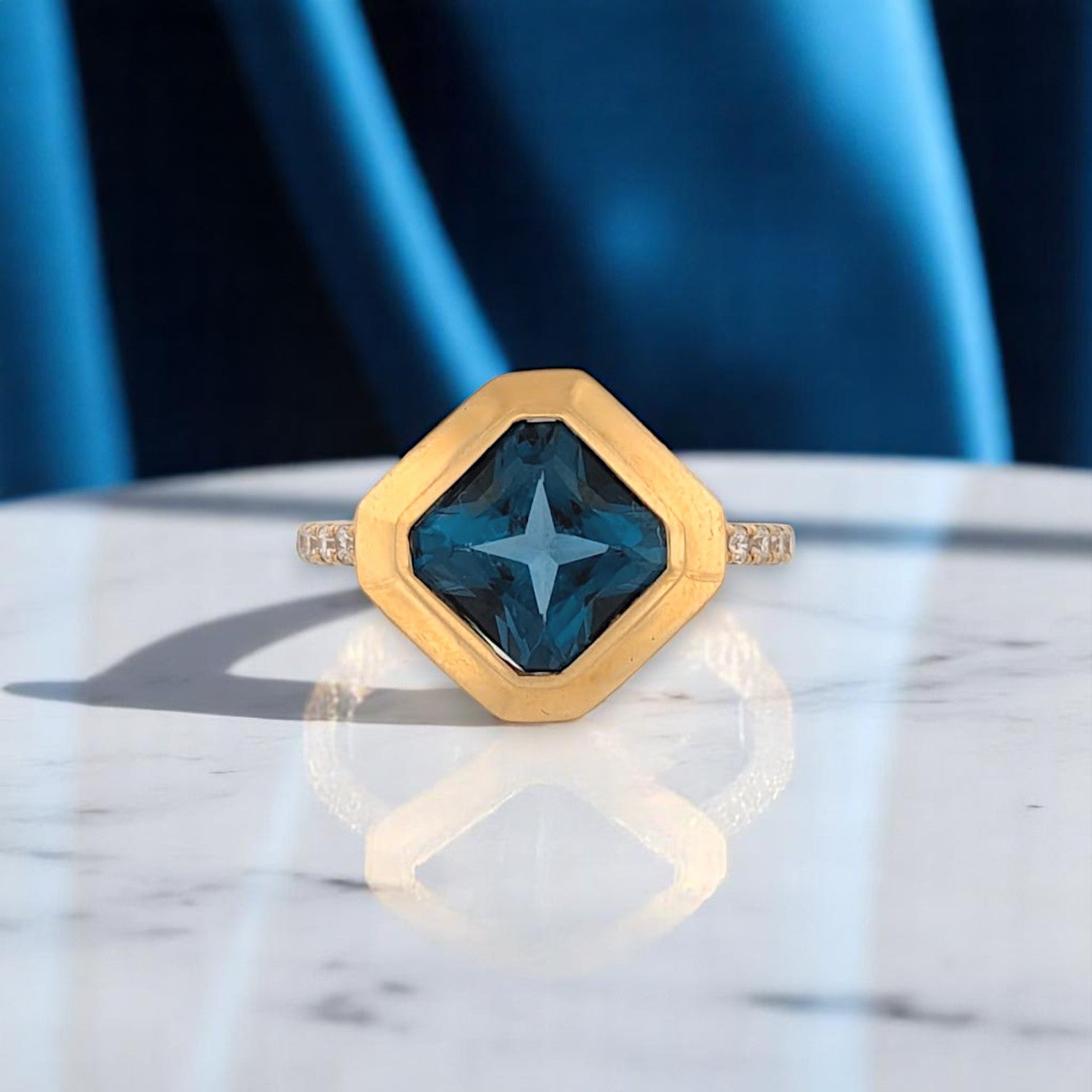 18k Yellow Gold Ring with 2.85 ct London Blue Topaz and Diamonds