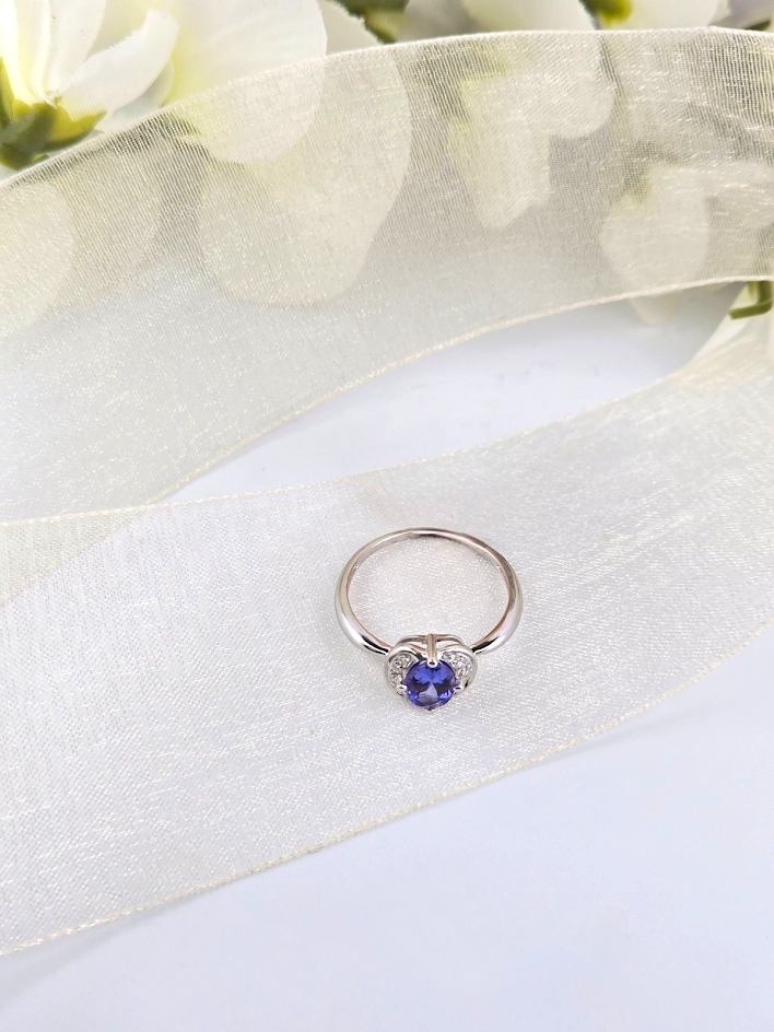 Seri | 18k White Gold | Tanzanite & Natural Diamond | Ring