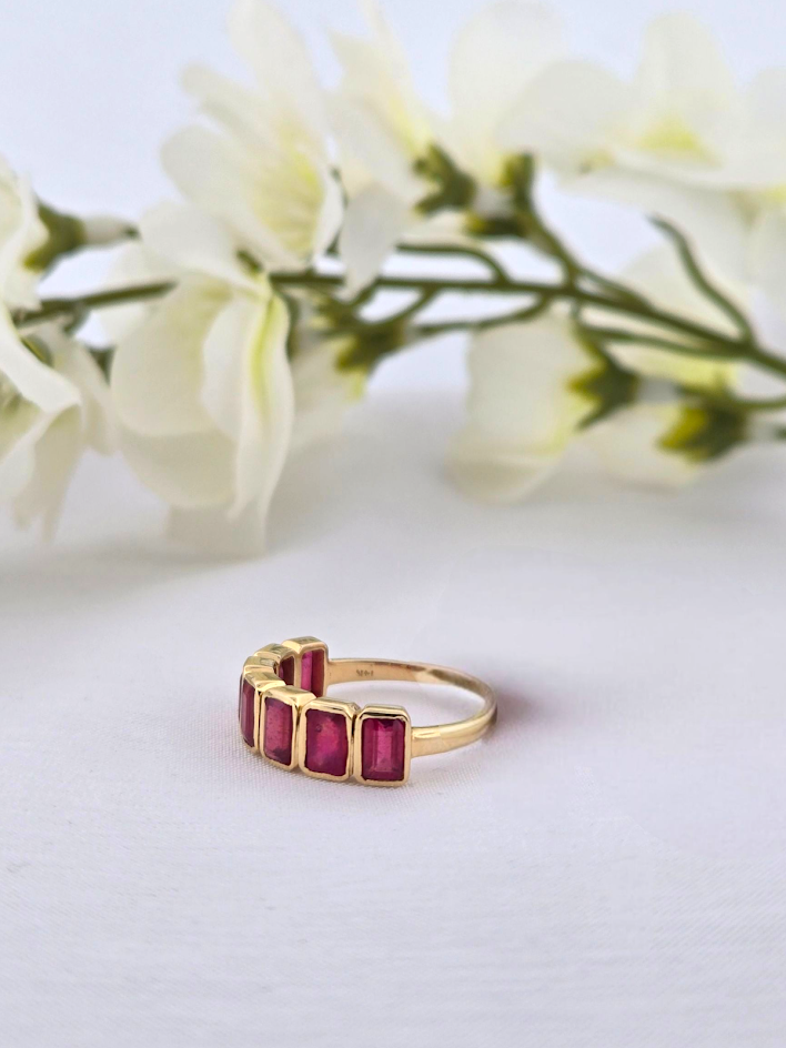 Stella | 14k Yellow Gold | Ruby | Ring