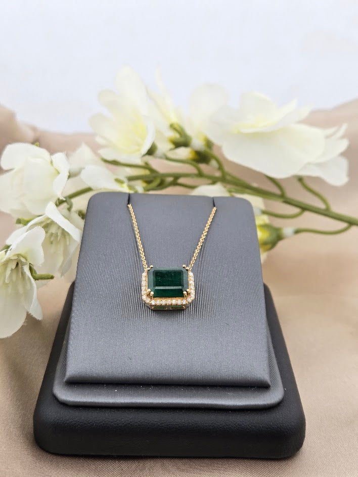 Jemma | 14k Yellow Gold | Emerald & Diamond | Necklace