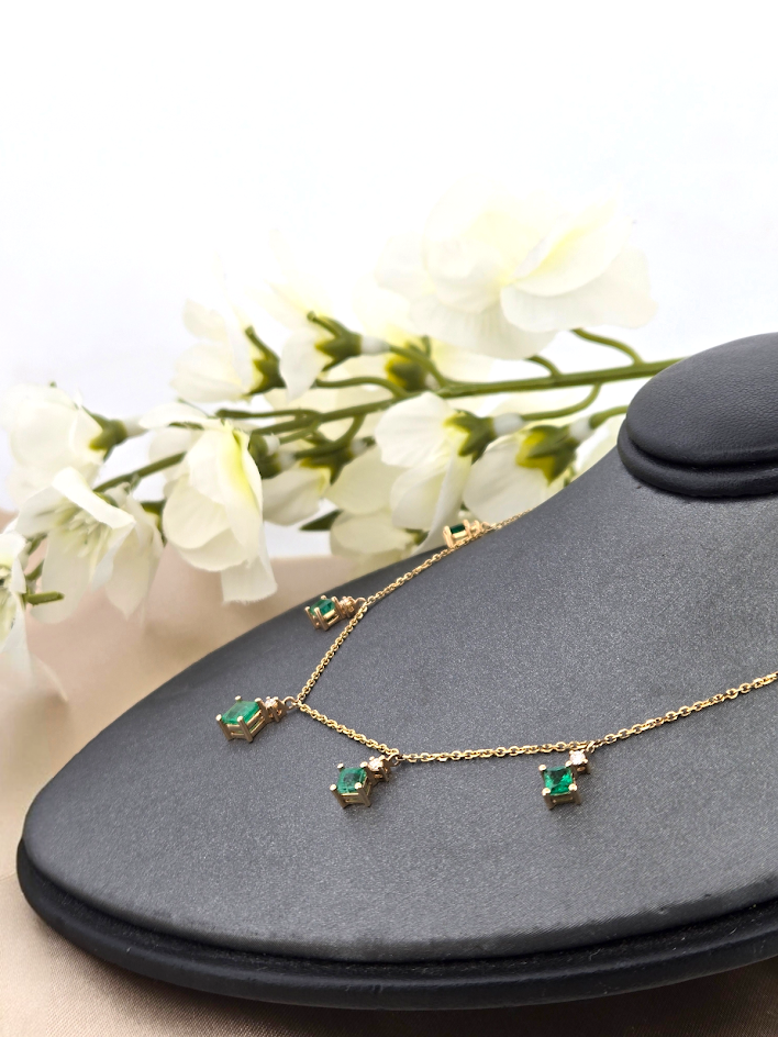 Aerith | 14k Yellow Gold | Emerald & Natural Diamond | Necklace