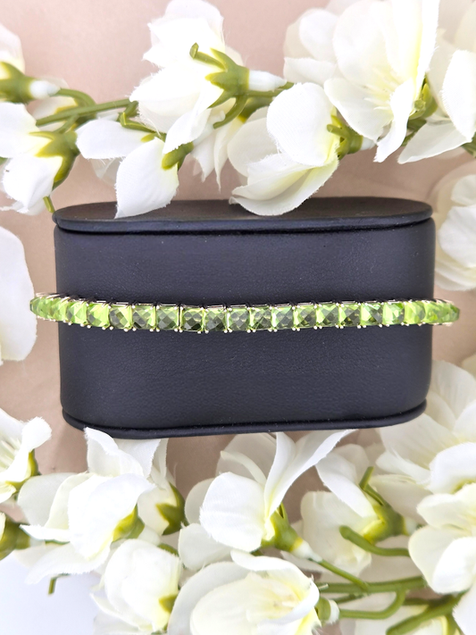 Evie | 14k White Gold | Peridot | Bracelet