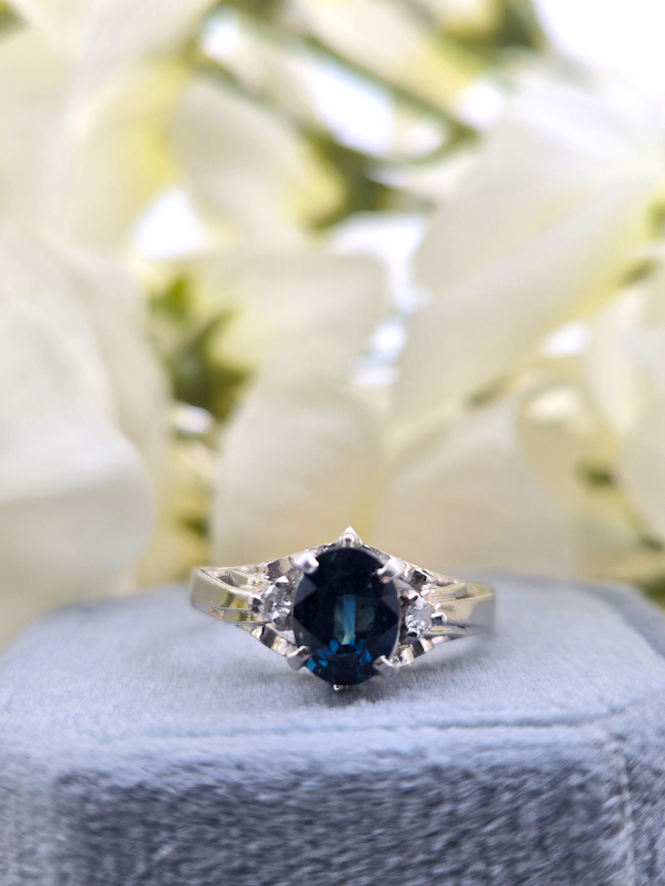 Salem | Platinum | Sapphire & Natural Diamond | Ring