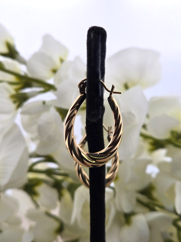 Lynetta | 10k Yellow Gold | Earrings