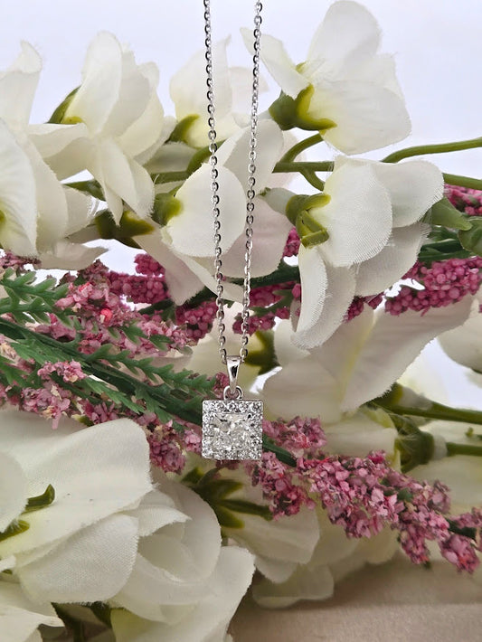Gweneth | 14k White Gold | Lab Diamond | Necklace