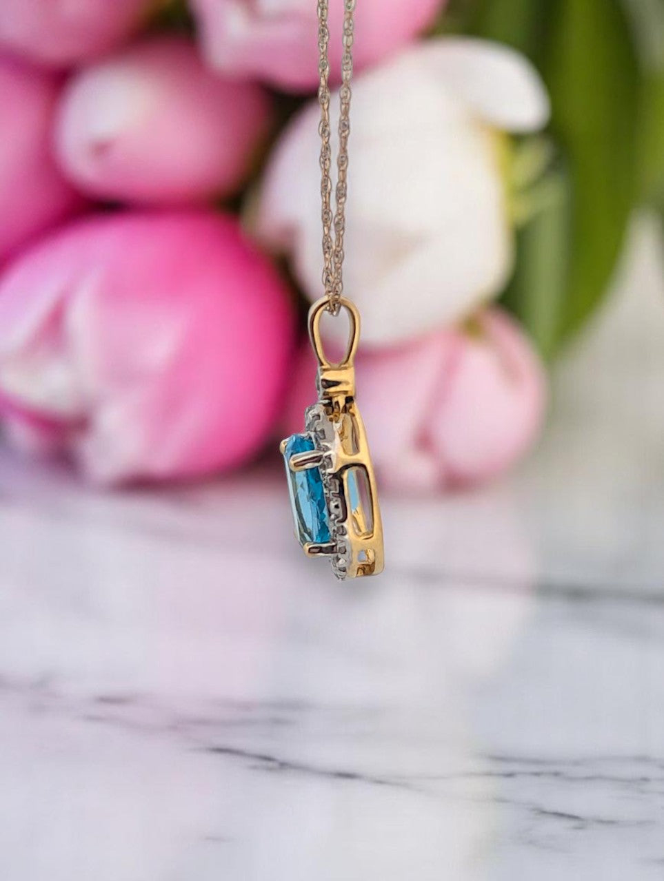 Monroe | 10K Yellow Gold | Topaz and Natural Diamond | Necklace