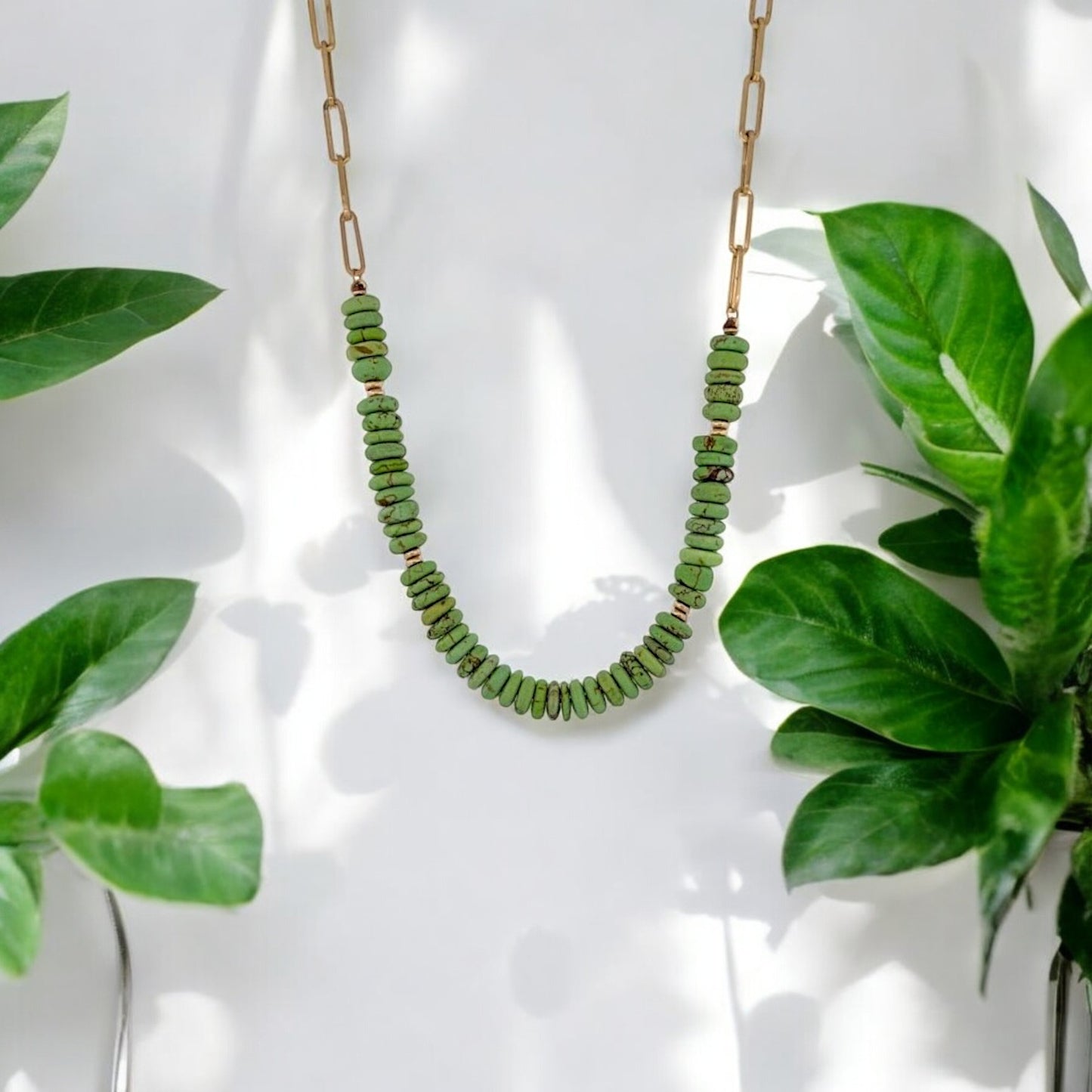 Elara | 14K Yellow Gold | Gaspeite | Necklace