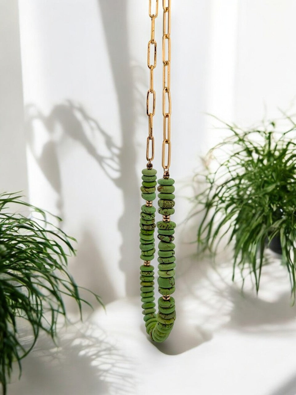 Elara | 14K Yellow Gold | Gaspeite | Necklace