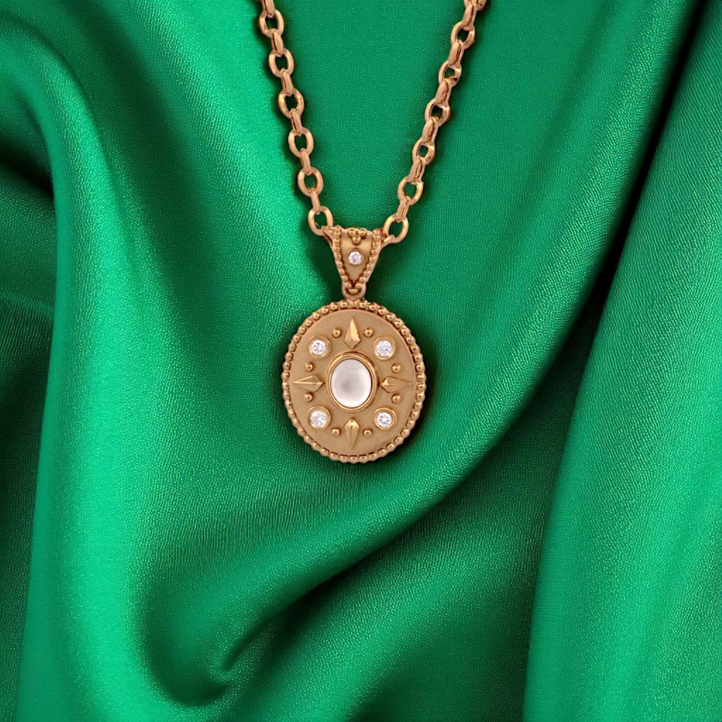 18k Yellow Gold Pendant with 1.18 ct Mother of Pearl and .12 ctw Natural Diamonds