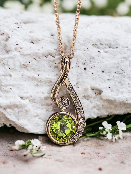 Kathryn - 14k Yellow Gold, Peridot, and Diamond Necklace