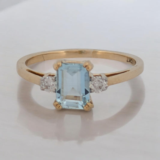 Ariel | 10K White Gold | Aquamarine and Natural Diamond | Ring