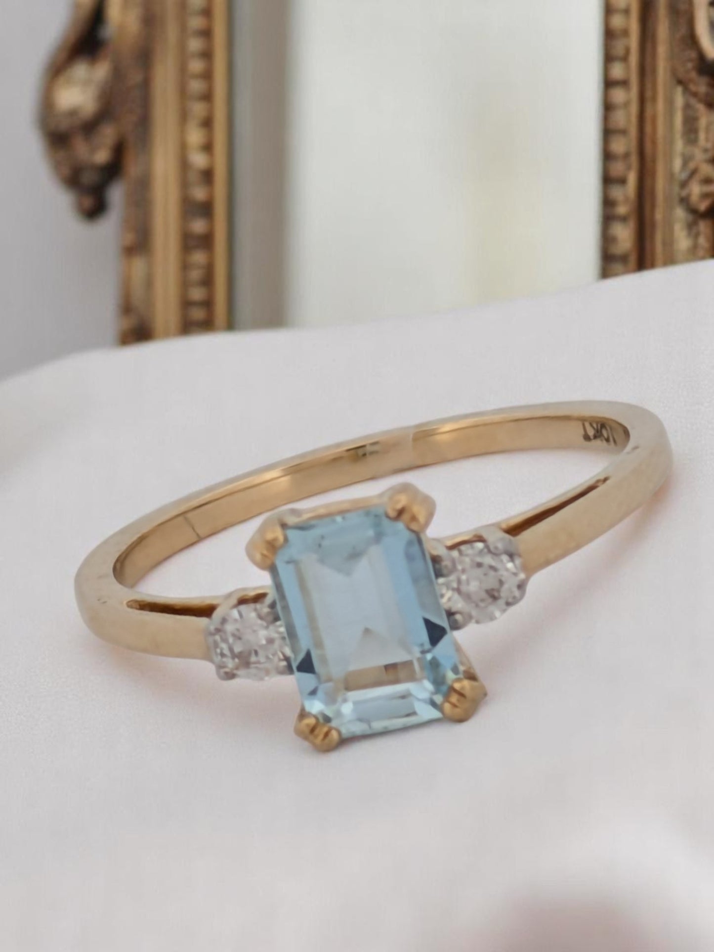 Ariel | 10K White Gold | Aquamarine and Natural Diamond | Ring