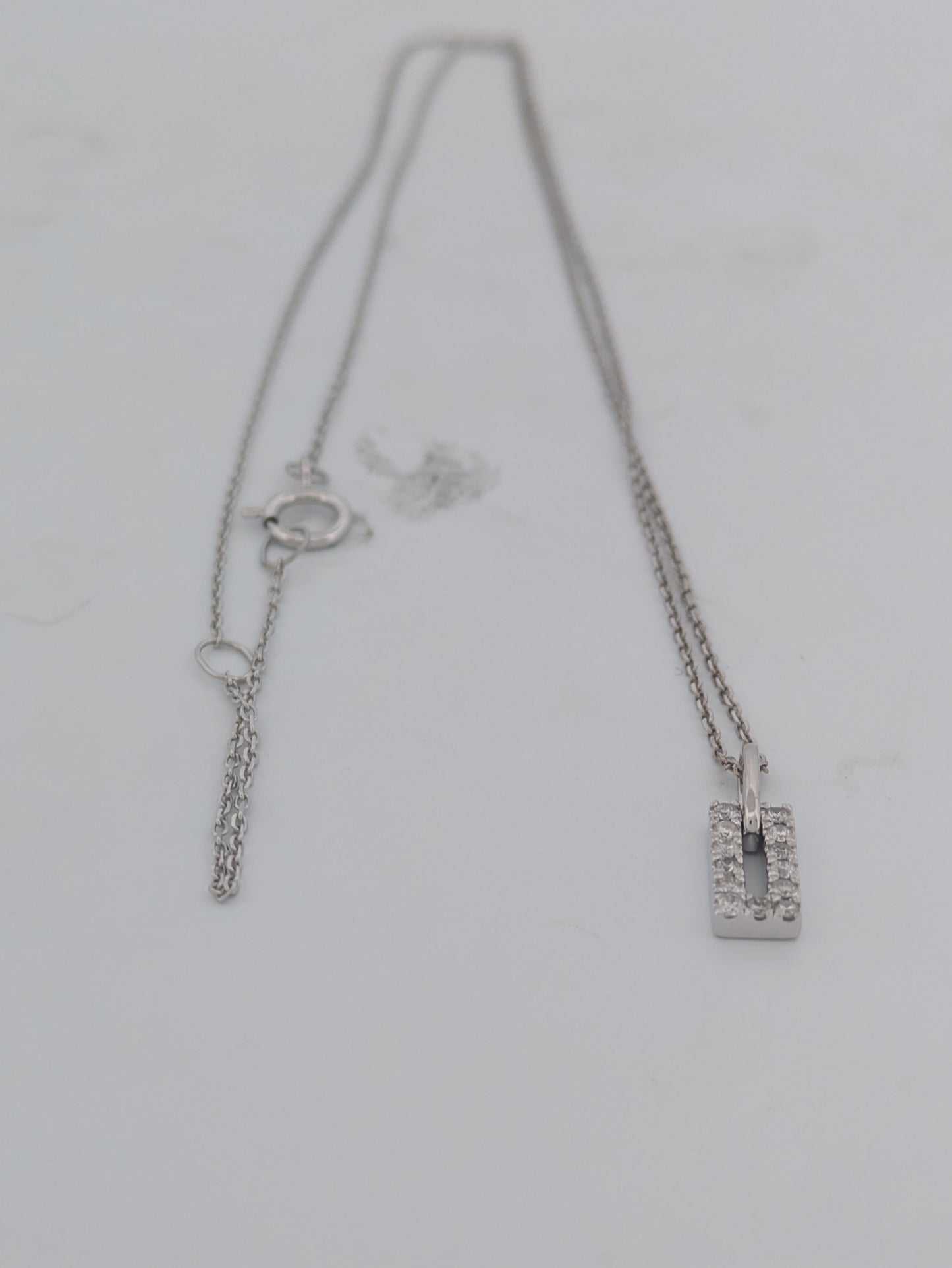 Daisy | 10K White Gold | Natural Diamond | Necklace