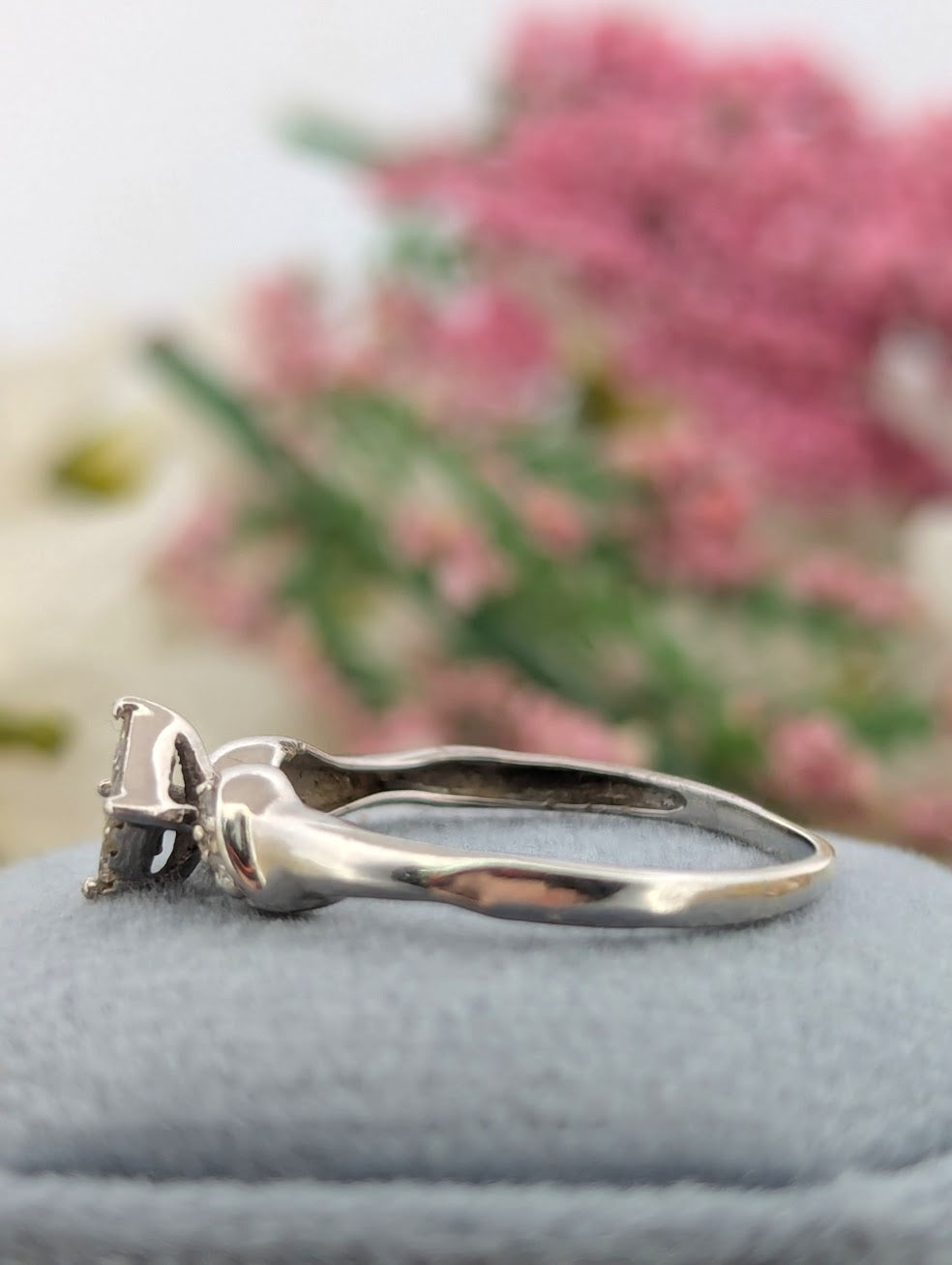 Martha | 14K White Gold | Natural Diamond | Ring