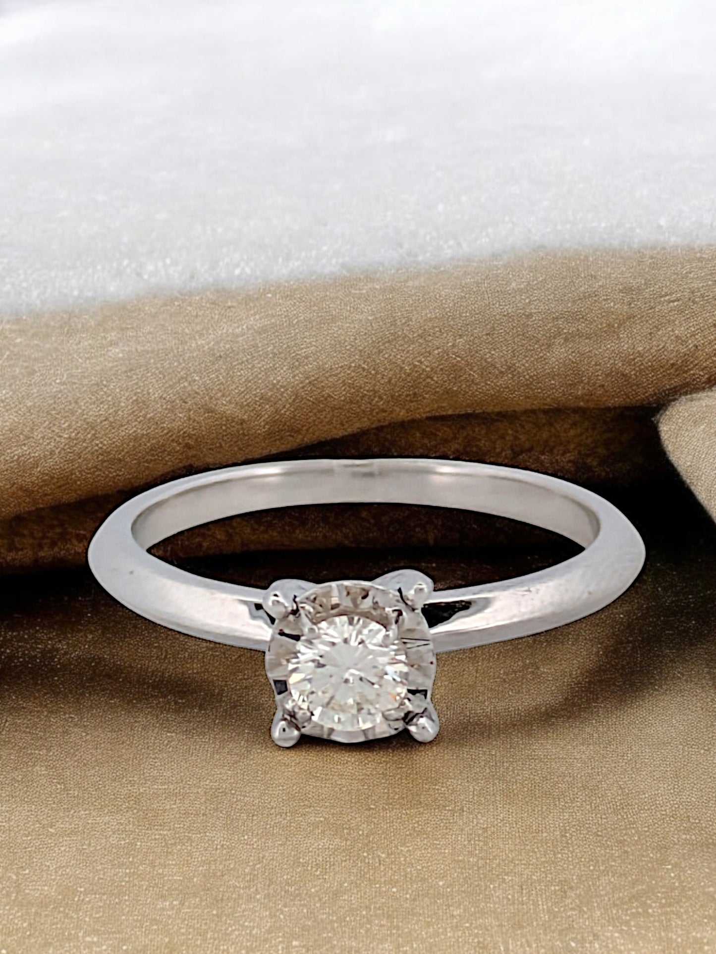 Blossom | 14K White Gold | Natural Diamond | Ring
