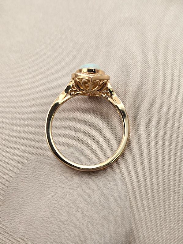 Aveline | 14K Yellow Gold | Opal & Natural Diamond | Ring