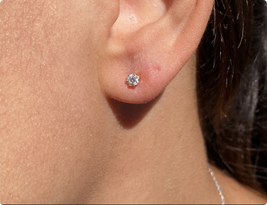 The Siete: Yellow Gold Diamond Stud Earrings