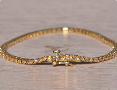 The Lure: Vintage Handmade Italian Yellow Gold Bracelet