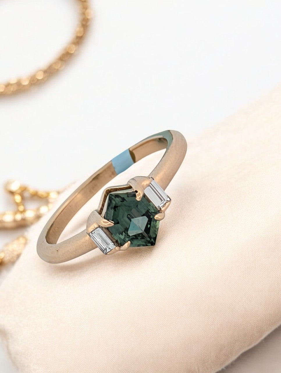 Lillian | 14K Yellow Gold | Sapphire and Diamond | Ring