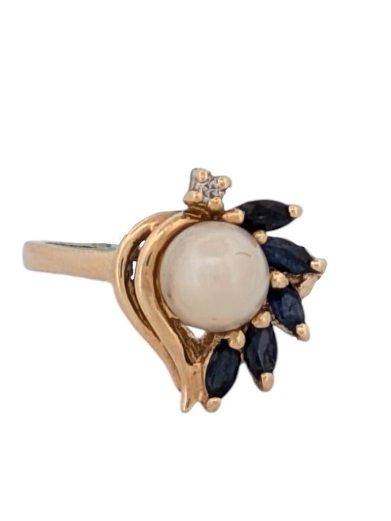 Lori | 14K Yellow Gold with Natural Sapphires Round White Pearl Ring| Cultured Pearl Sapphire Ring