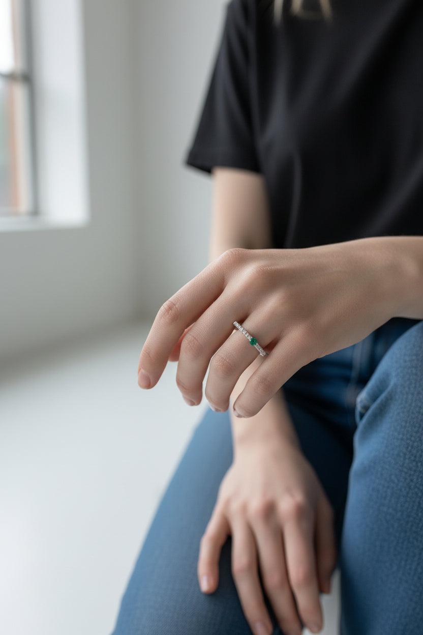 Maxine | 14k White Gold | Emerald & Diamond | Ring